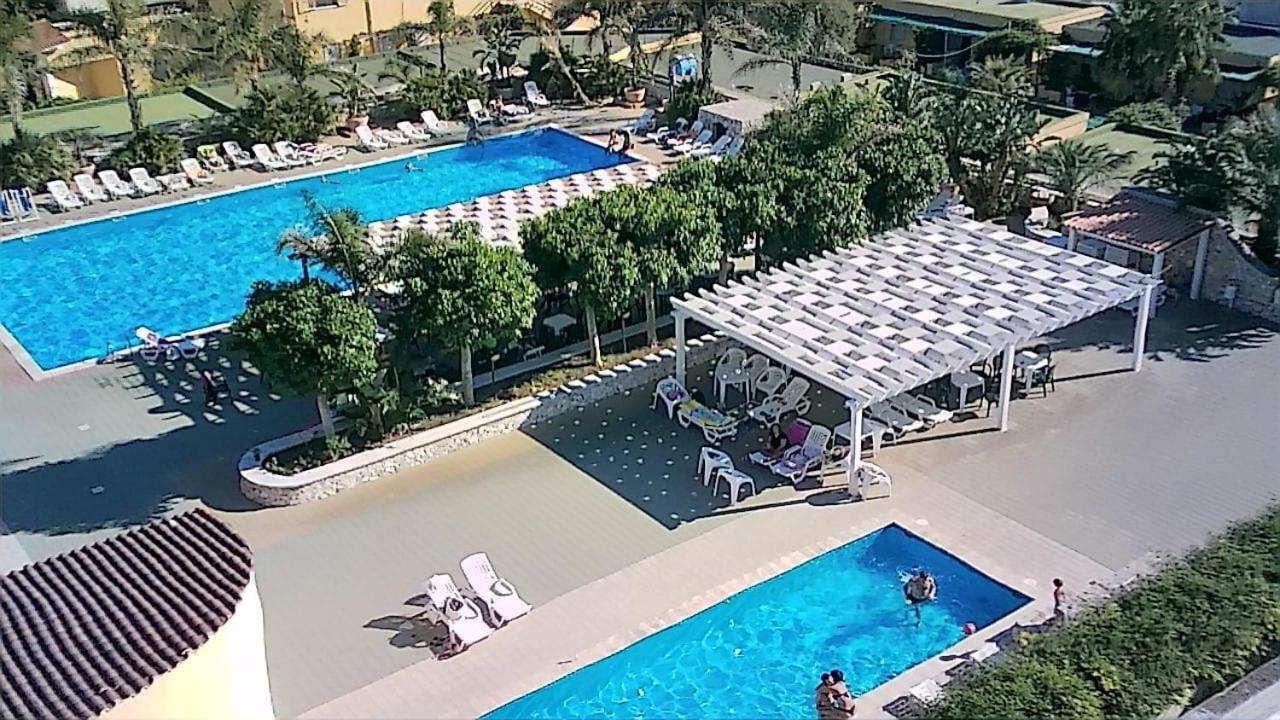 Racar Hotel 프리골레 외부 사진